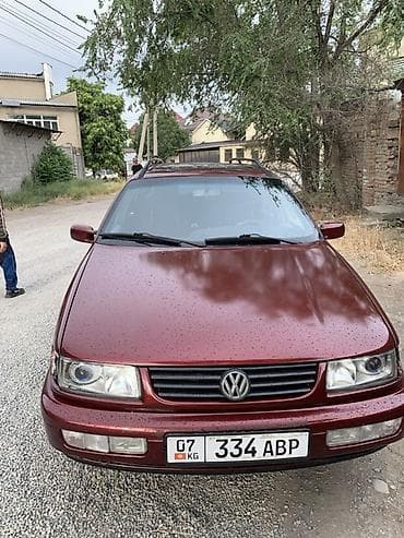 Volkswagen Passat Variant: 1994 г., 1.8 л, Механика, Бензин, Универсал — 2