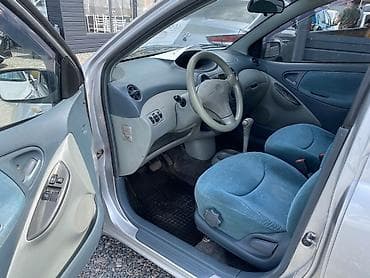 devo matiz: Toyota Yaris: 2000 г., 1.3 л, Автомат, Бензин, Хэтчбэк — 6