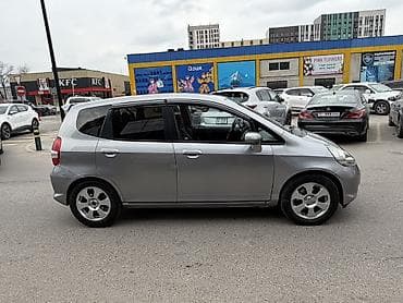 на jazz: Honda Jazz: 2007 г., 1.4 л, Автомат, Бензин, Хэтчбэк — 3