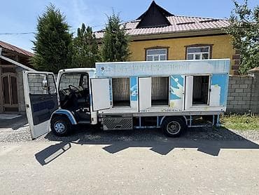 bad e2: Легкий грузовик, Mercedes-Benz, Стандарт — 3