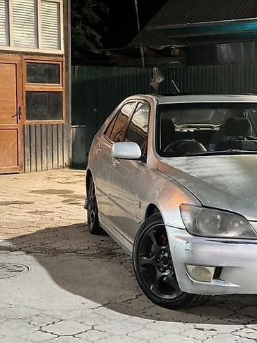 алтезе: Toyota Altezza: 2003 г., Седан — 2