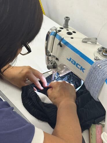 сколько зарабатывает швея на дому: Требуется заказчик в цех | Женская одежда, Мужская одежда, Детская одежда | Платья, Штаны, брюки, Куртки — 12