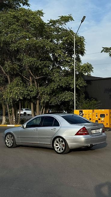 бутка машина: Mercedes-Benz C-Class: 2001 г., 3.2 л, Автомат, Бензин, Седан — 2