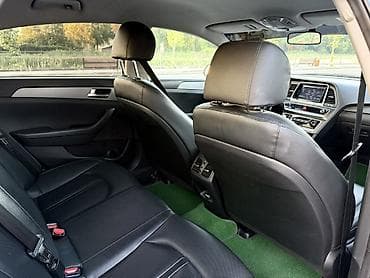 Hyundai Sonata: 2021 г., 2 л, Автомат, Газ, Седан — 6