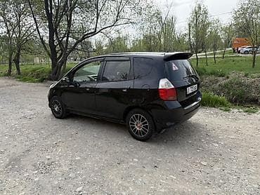 стекол: Honda Fit: 2005 г., 1.3 л, Вариатор, Бензин, Хэтчбэк — 2