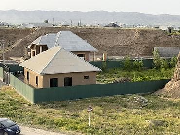 продаю дом жибек жолу бишкеке: Продаётся дом в г. Кызыл-Кыя, ул. Машзавод. Площадь дома: 90 кв.м — 2