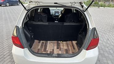 Продажа авто: Honda Fit: 2003 г., 1.5 л, Вариатор, Бензин, Хэтчбэк — 10