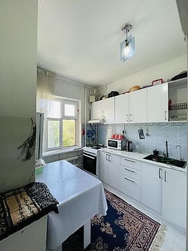 сдаю кв 3 ком вефа: 2 комнаты, 50 м², Толойкон мкр., 105 серия, 3 этаж, Евроремонт — 4