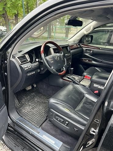 на 570: Lexus LX: 2012 г., 5.7 л, Автомат, Газ, Внедорожник — 5