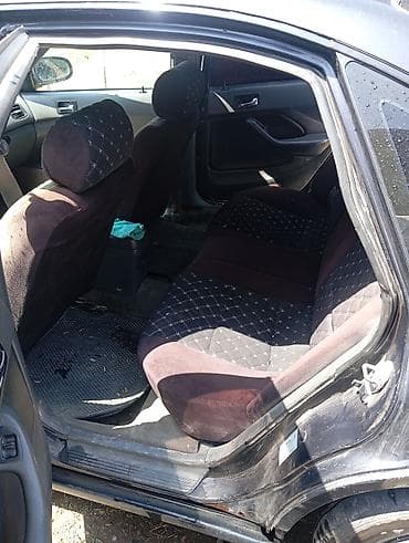 Унаа сатуу: Honda Accord: 1994 г., 1.8 л, Кол менен иштөөчү, Газ, Седан — 5