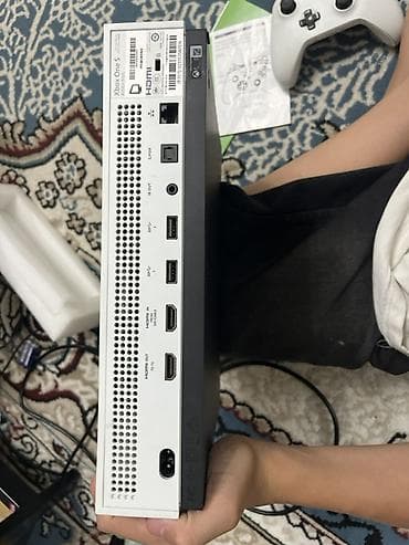 switch lite: Xbox One S, 1 ТБ — белая консоль с комплектом Что внутри: - консоль — 6