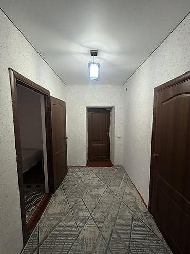 mega hous: Продается частный дом с участком 4 соток Район пишпек, главная улица — 8