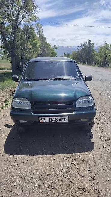 Продажа авто: Chevrolet Niva: 2003 г., 1.7 л, Механика, Бензин, Внедорожник — 2