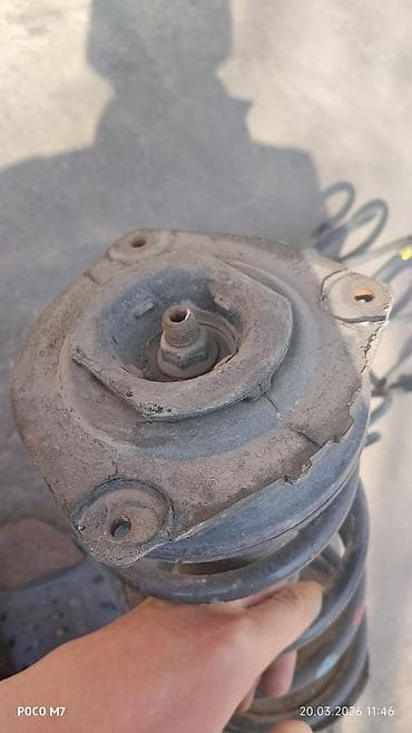 насос для подкачки шин: Передний амортизатор Nissan 2003 г., Б/у, Оригинал, Япония — 3