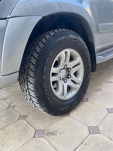 багаж сумка: Toyota Sequoia: 2004 г., 4.7 л, Автомат, Бензин, Внедорожник — 1