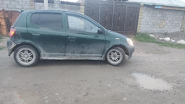 toyot: Toyota Yaris: 2000 г., 1.3 л, Механика, Бензин, Хэтчбэк — 7