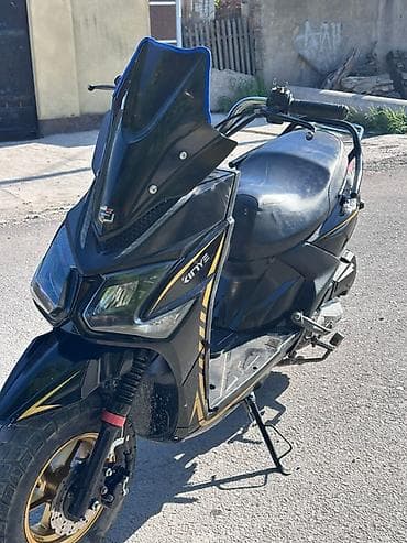 мото эндро: Скутер KINYE, спортивный дизайн Характеристики и оснащение: - Кузов — 2