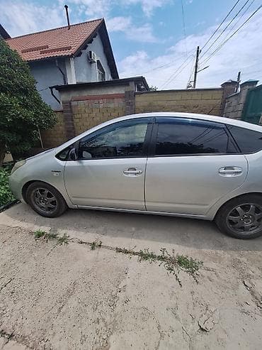тойота прикс: Toyota Prius: 2006 г., Автомат — 1