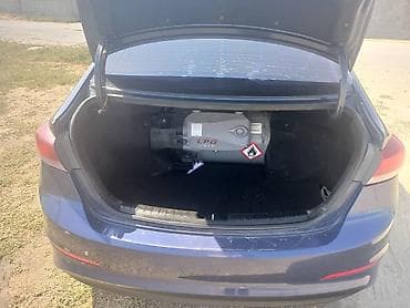 suzuki 200: Hyundai Avante: 2017 г., Автомат, Газ, Седан — 8