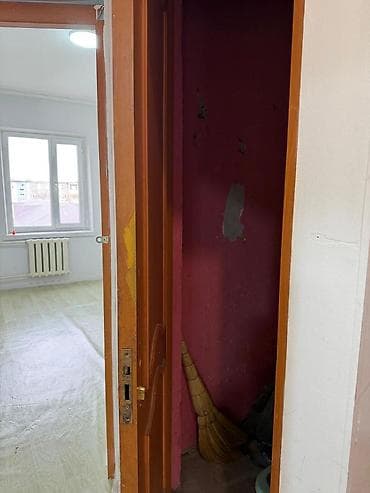 67: 3 комнаты, 67 м², 106 серия, 4 этаж, Старый ремонт — 8