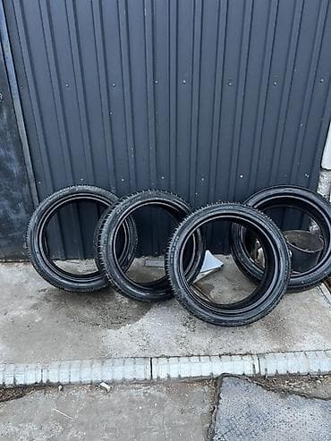 18 шины: Комплект из 4 летних шин 215/45 R18. Характеристики: - Тип: летние — 4