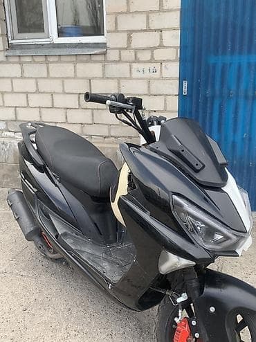 трицикл мопед: Макси-скутер 150 куб. см, Бензин, Б/у — 9