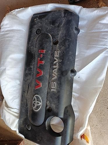 тумба с зеркалом: Клапанная крышка Toyota Оригинал — 1