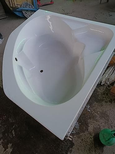 Ванна, Угловая, Материал: Акрил, Размер: 1 x 1 см