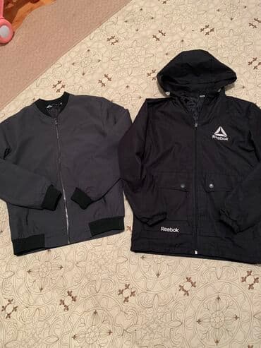 игрушка с пледом внутри: На 8 - 9 лет 38 размер 40 размер деми курточки два за 700б/у — 2