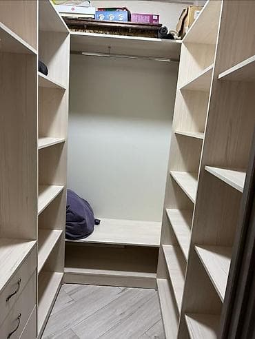 жалабад квартиры: 3 комнаты, Джал мкр (в т.ч. Верхний, Нижний, Средний) Собственник, Без животных, от 6 месяцев, от 1 года, С мебелью полностью — 6