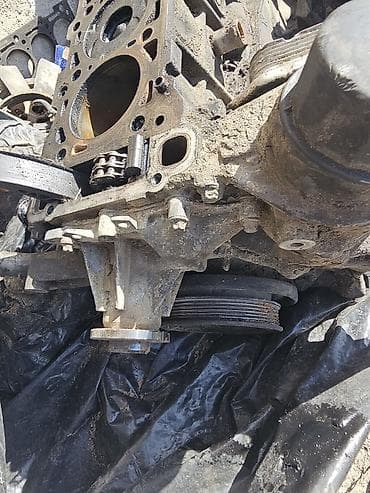 рулевая рейка audi 100 c4: Состав и особенности: - Блок цилиндров R4 с поршневой, коленчатым — 3