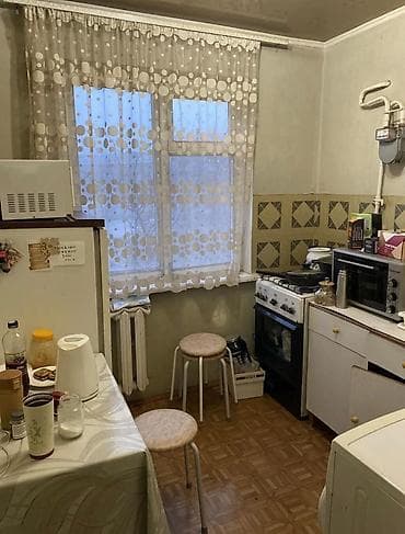 6мкр квартира: 1 комната, 33 м², 104 серия, 4 этаж, Косметический ремонт — 6