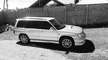 Унаа: Subaru Forester: 1997 г., Кол менен иштөөчү, Кроссовер — 6