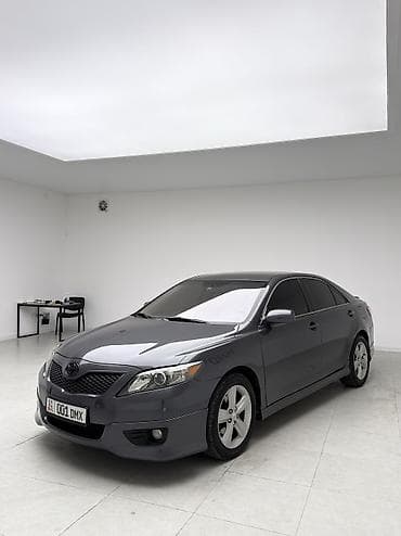 бампе: Toyota Camry: 2009 г., 2.5 л, Автомат, Бензин, Седан — 3