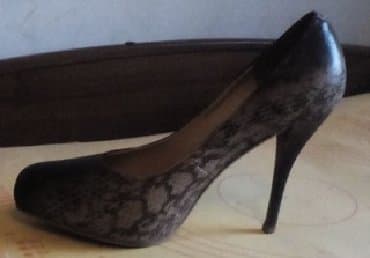 Продаю туфли (Корея) б/у состояния отличное at lalafo.kg Продаю туфли (Корея) б/у состояния отличное