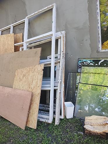 угловой компьютерный стол с надстройкой: 180 квадрат метр стойка ферма профлист окно дверь Металлические фермы — 8