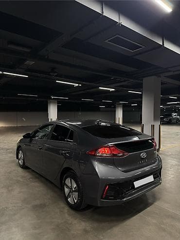 cruiser: Hyundai Ioniq: 2019 г., 1.6 л, Автомат, Гибрид — 5