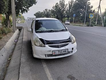 124 mers: Honda Fit: 2002 г., Хэтчбэк — 9