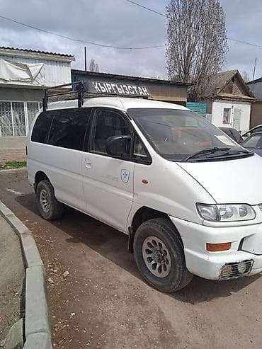 митсубиси грузовой: Mitsubishi Delica: 2000 г., 3 л, Газ, Минивэн — 8