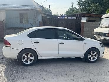 rexston g4: Volkswagen Polo: 2013 г., 1.6 л, Механика, Бензин, Седан — 2