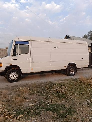 двигатель д4д: Mercedes-Benz : 1995 г., 4 л, Механика, Дизель, Фургон — 3