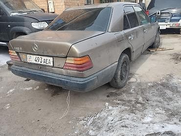 mazda 323 авто: Mercedes-Benz W124: 1989 г., 2.3 л, Механика, Бензин, Седан — 5