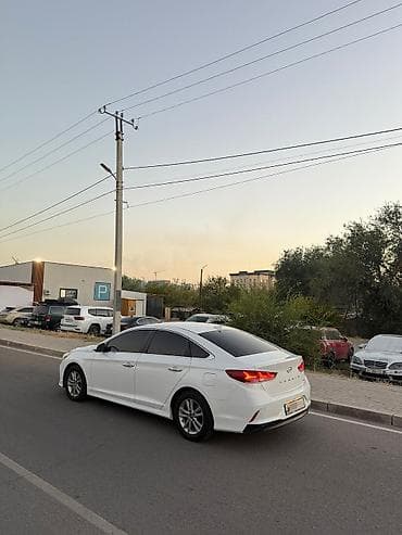 Hyundai Sonata: 2017 г., 2 л, Автомат, Бензин, Седан — 4
