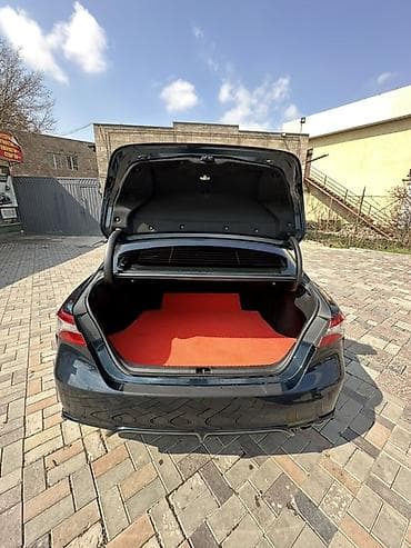 Транспорт: Toyota Camry: 2018 г., 2.5 л, Автомат, Бензин, Седан — 9
