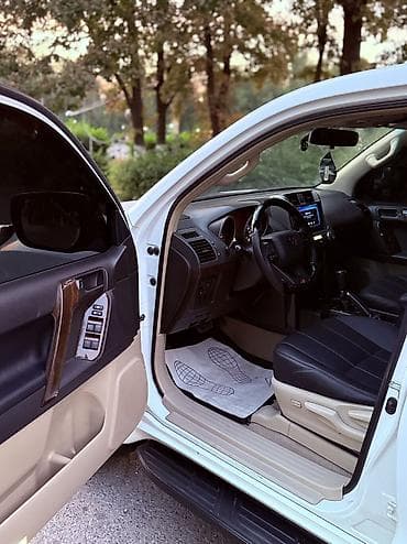 Продажа авто: Toyota Land Cruiser Prado: 2011 г., 4 л, Автомат, Бензин, Внедорожник — 7