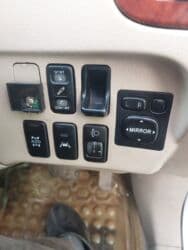 тойота виндом поворотник: Toyota Ipsum: 2004 г., Автомат, Газ, Минивэн — 10