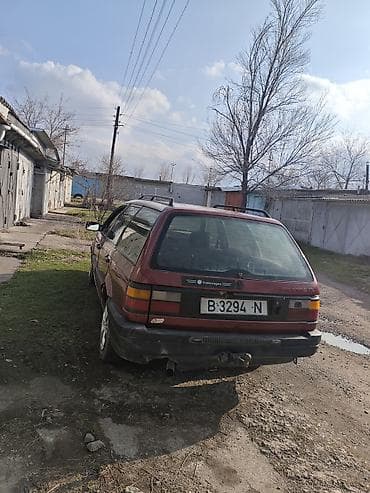 гранат степ: Volkswagen Passat Variant: 1989 г., Универсал — 6