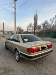 чехол для xs: Audi 100: 1991 г., 2 л, Механика, Газ, Седан — 3