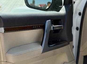 Toyota Land Cruiser: 2016 г., 4.6 л, Автомат, Бензин, Внедорожник — 6