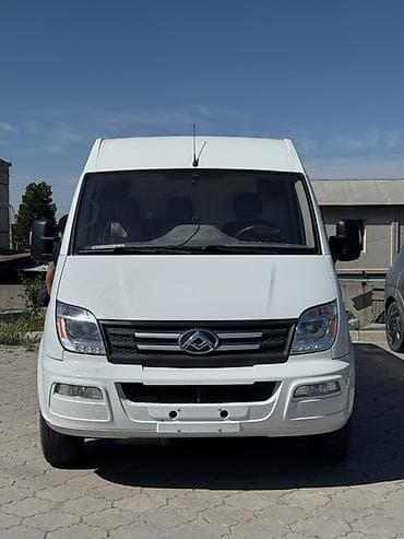 b class: Легкий грузовик, Стандарт, 3 т, Б/у — 1